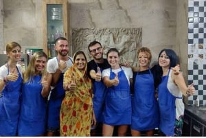 Udaipur: Autentisk indisk matlagingskurs med lunsj eller middag