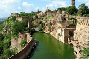 2-Day Private Taj Mahal/Agra City Tour From Mumbai By Flight