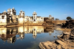 2-Day Private Taj Mahal/Agra City Tour From Mumbai By Flight