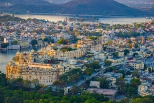 From Udaipur: Udaipur Day Tour with private Guide