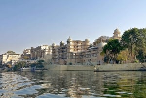 From Udaipur: Udaipur Day Tour with private Guide