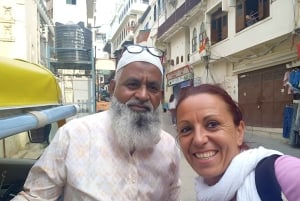 Udaipur: Eklingji & Nagda Temples Half-Day Tour