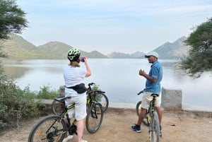 Udaipur: Guided Lake Loop Bicycle Tour with Refreshments