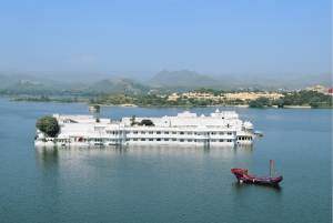Udaipur : visite guidée à pied des ghats avec tour en bateau