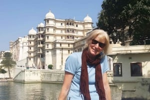Udaipur: Heritage & Culture Walking Tour with Guide