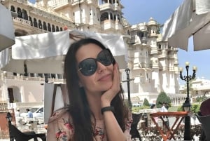 Udaipur: Heritage & Culture Walking Tour with Guide