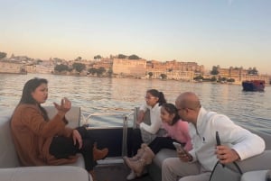Udaipur: Lake Pichola Boat Trip