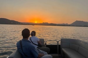 Udaipur: Lake Pichola Boat Trip