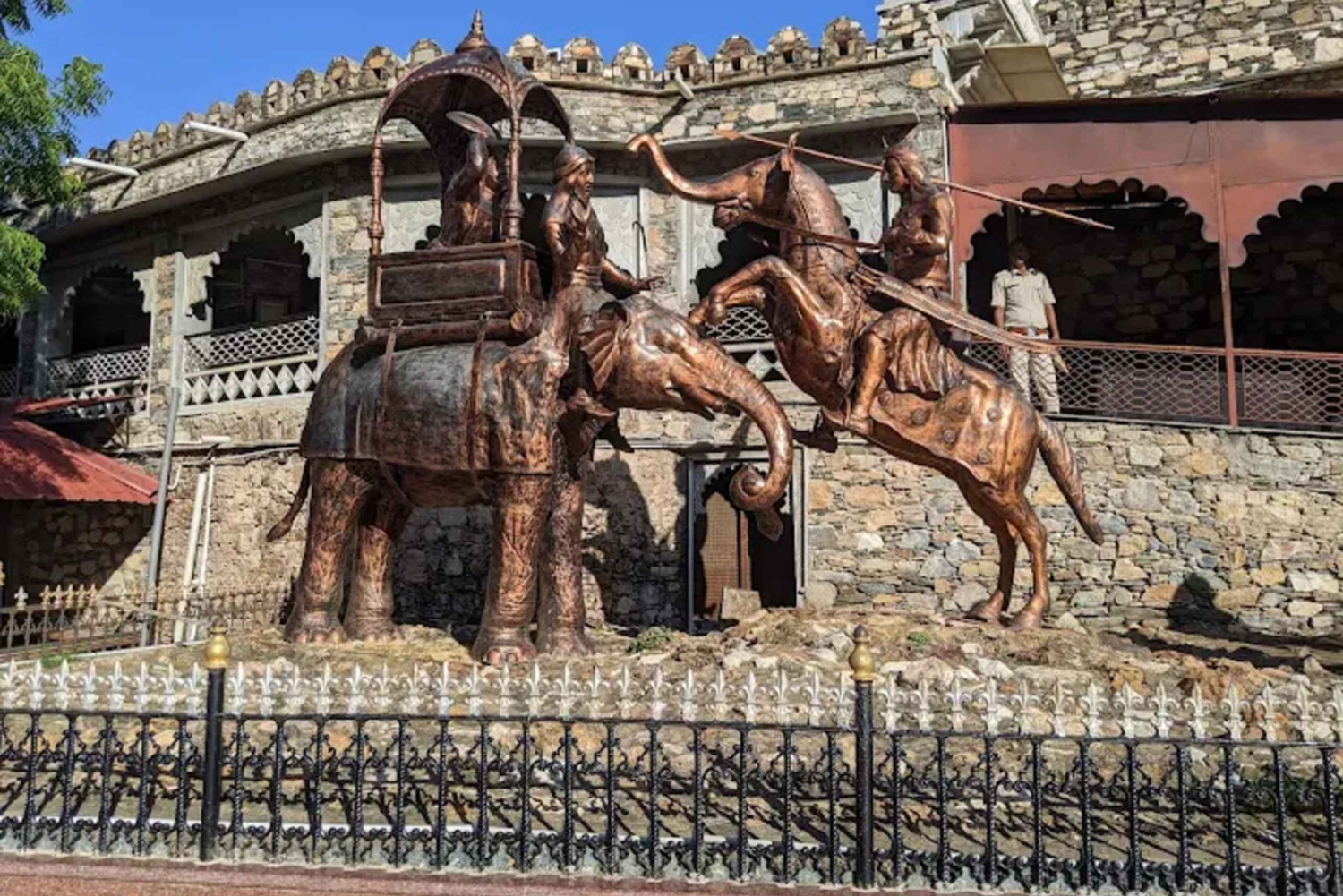 Udaipur: Maharana Pratap Museum Guided Tour