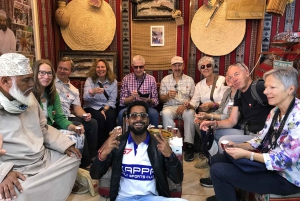 Udaipur: Private City Tour with Multilingual Guide