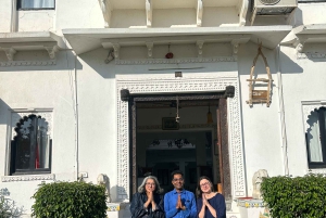 Udaipur: Private City Tour with Multilingual Guide