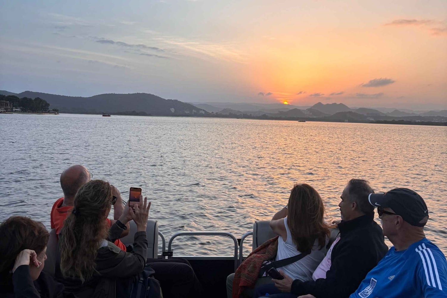 Udaipur: Passeio de barco privado e premium no Lago Pichola