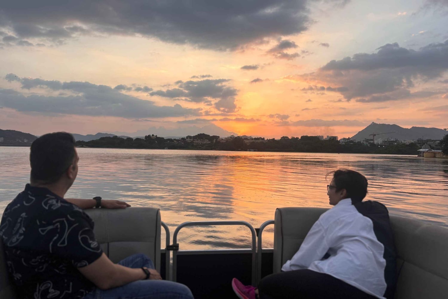 Udaipur: Passeio de barco privado e premium no Lago Pichola