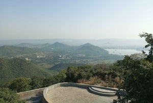 Udaipur: Sajjangarh Monsoon Palace Dagtrip met Tickets