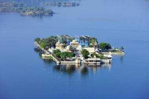 Udaipur Sightseeing Tour in einem privaten Auto