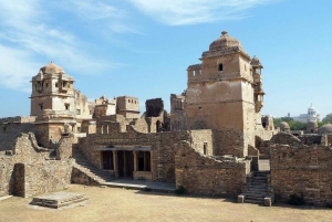 Udaipur: Skip-the-Line Chittorgarh Fort & Optional Add-Ons