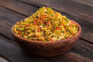 Udaipur: Street Food Crawl (2 Hours Local Food Tasting Tour)