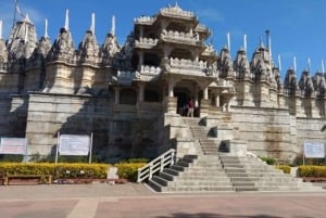 Udaipur: Transfer to Jodhpur via Ranakpur & Kumbhalgarh Fort