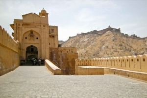 Unik privat heldagstur til Jaipur og den lyserøde bys kulturarv