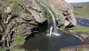 Laugarvallalaug - the Pool-Field Pool