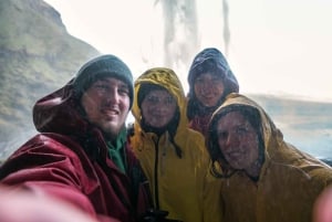 3-Day Northern Lights Hunt & Glacier Lagoon Tour