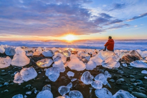 4-Day South Coast, Blue Ice Cave, Glacier Lagoon Tour