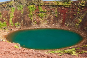 Bus Tour Small Group: Golden Circle Adventure