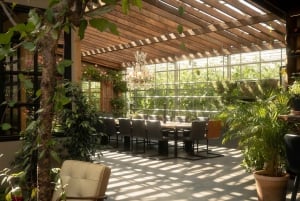 Iceland: 9-Day Guided Trekking Tour with Meals