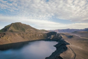 Iceland: 9-Day Guided Trekking Tour with Meals