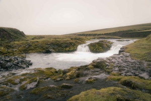 Iceland: 9-Day Guided Trekking Tour with Meals