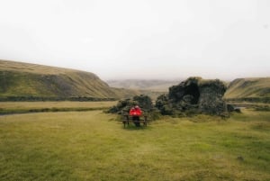 Iceland: 9-Day Guided Trekking Tour with Meals