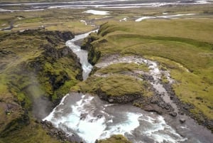 Iceland: 9-Day Guided Trekking Tour with Meals