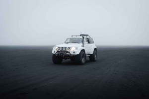 Iceland: 9-Day Guided Trekking Tour with Meals