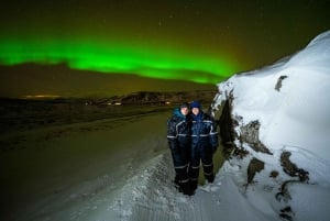 Рейкьявик: тур по наблюдению за северным сиянием с частным фотографом