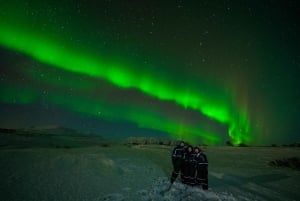 Рейкьявик: тур по наблюдению за северным сиянием с частным фотографом