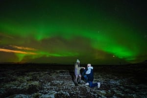 Рейкьявик: тур по наблюдению за северным сиянием с частным фотографом