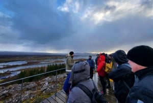 Descubre la Magia del Círculo Dorado en Islandia: Aventuras Inolvidables