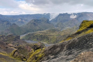 Exclusive Skógar-Fimmvörðuháls Day Hike