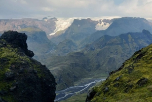 Exclusive Skógar-Fimmvörðuháls Day Hike