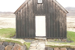 From Airport to Adventure: Private Reykjanes Peninsula Tour