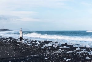 From Reykjavík: 2-Day South Coast Adventure