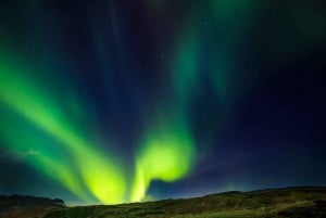 From Reykjavik: 3-5 Hour Northern Lights Mystery Tour