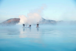 De Reykjavik: Ingresso na Lagoa Azul com transferes