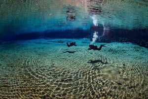 Silfra: Mergulhando entre placas tectônicas