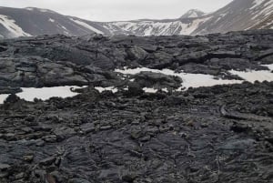 De Reykjavík: Caminhada no vulcão Fagradalsfjall com geólogo