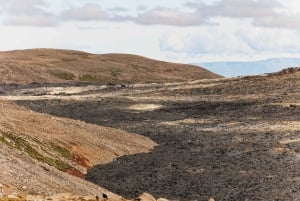 From Reykjavík: Fagradalsfjall Volcano Hike with Geologist