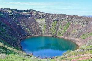 Из Рейкьявика: тур по Золотому кольцу на целый день и верховая езда