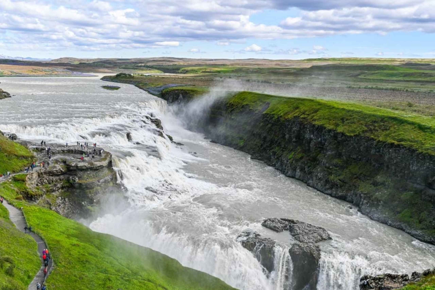 De Reykjavík: passeio de um dia inteiro de observação de baleias e Círculo Dourado
