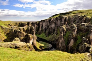 De Reykjavik: Excursão à Lagoa Glaciar e ao Desfiladeiro Fjaðrárgjúfur