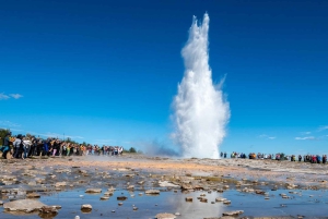 From Reykjavík: Golden Circle & Laugarás Lagoon Minibus Tour